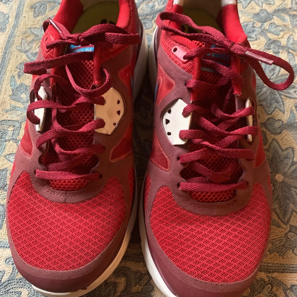 Nike Lunarlon Red Sneakers